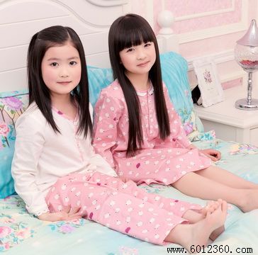 婴儿服饰品牌