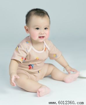 婴儿服饰品牌