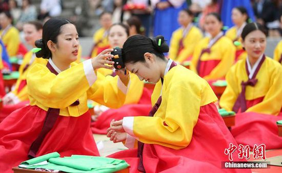 ����Ů���Ŵ�ͳ���βμӳ����񣨸��壩������