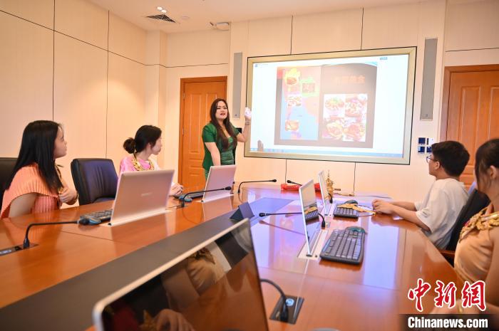 ̩�����Ĵ����᣺���й���ѧ�Ǻ���ȷ��ѡ������ʵ�ֶ�������