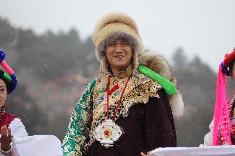 չݴ